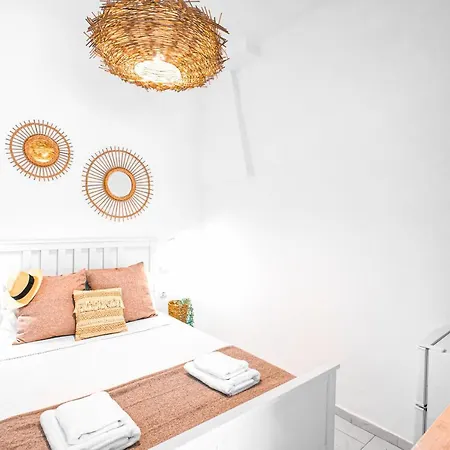 Whitelist & Maisonette Iii In Apartment Mykonos Town